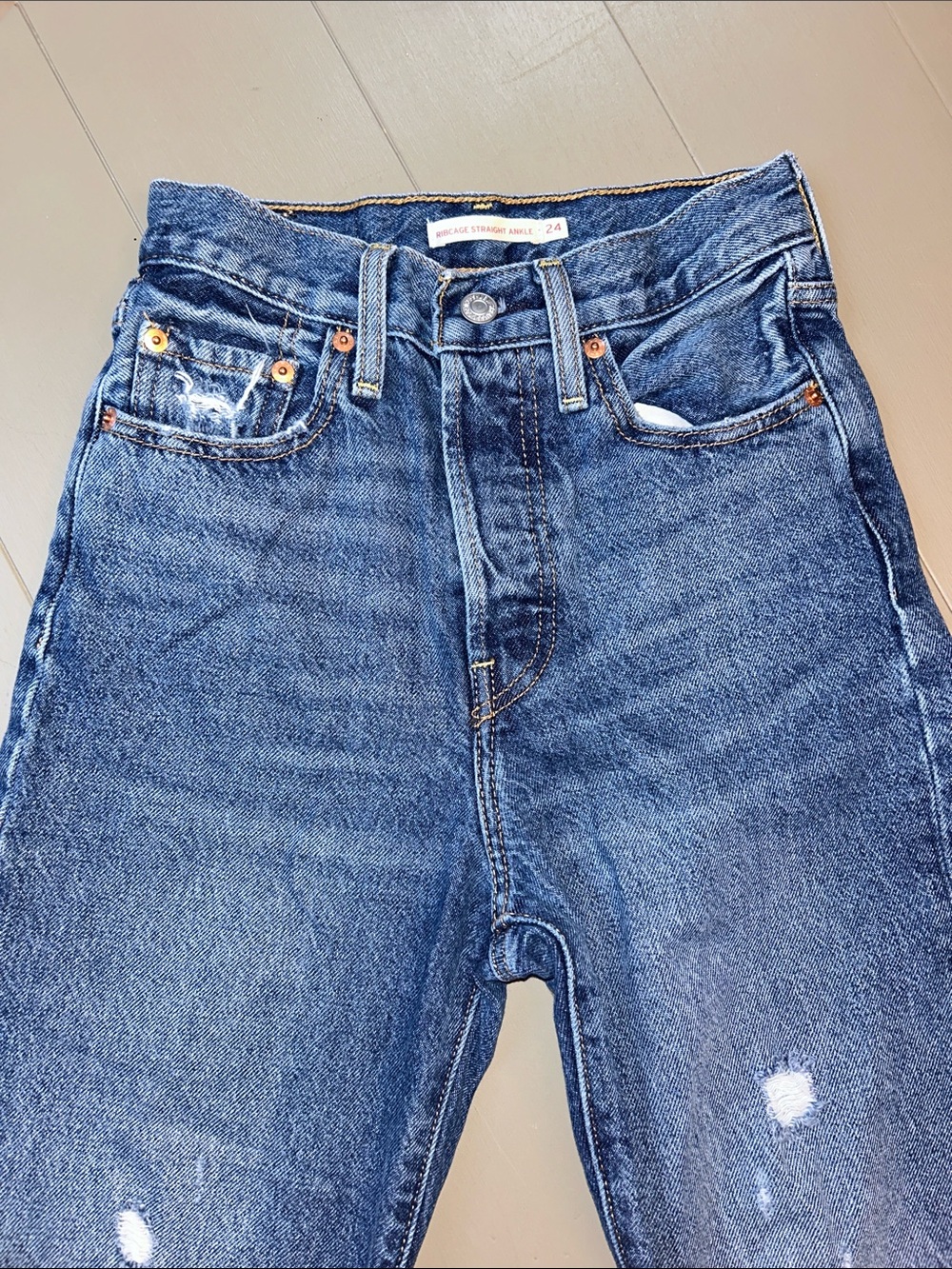 Levi’s Ribcage straight ankle